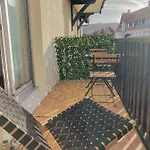 Apartment Proche Balcon Et Parking Deauville