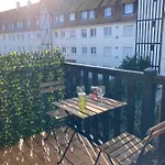 Apartment Proche Balcon Et Parking Deauville
