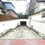 Proche Balcon Et Parking Apartment
