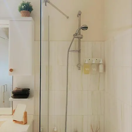 Апартаменты Proche Balcon Et Parking Довиль