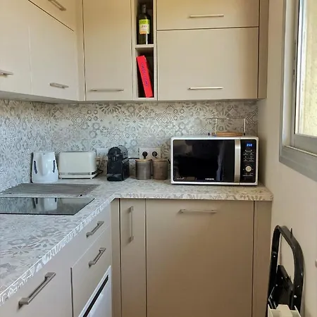 Appartement Proche Balcon Et Parking Deauville