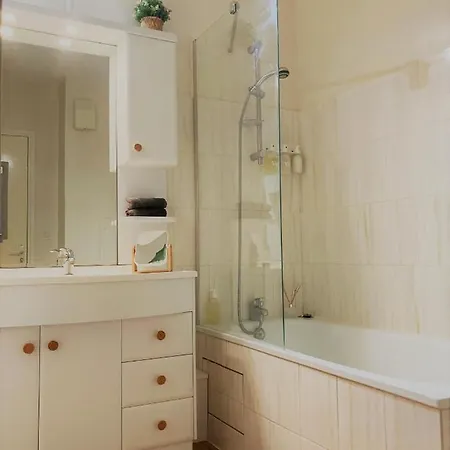 Proche Balcon Et Parking Deauville