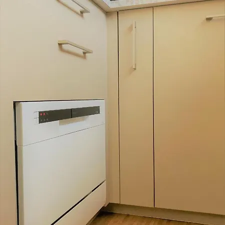 Апартаменты Proche Balcon Et Parking