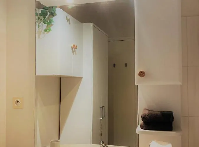 Proche Balcon Et Parking Apartment