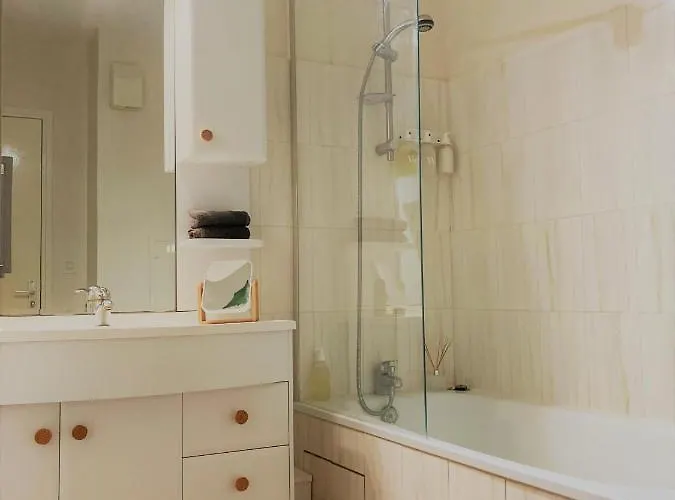 Proche Balcon Et Parking Deauville