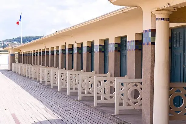 Proche Balcon Et Parking *