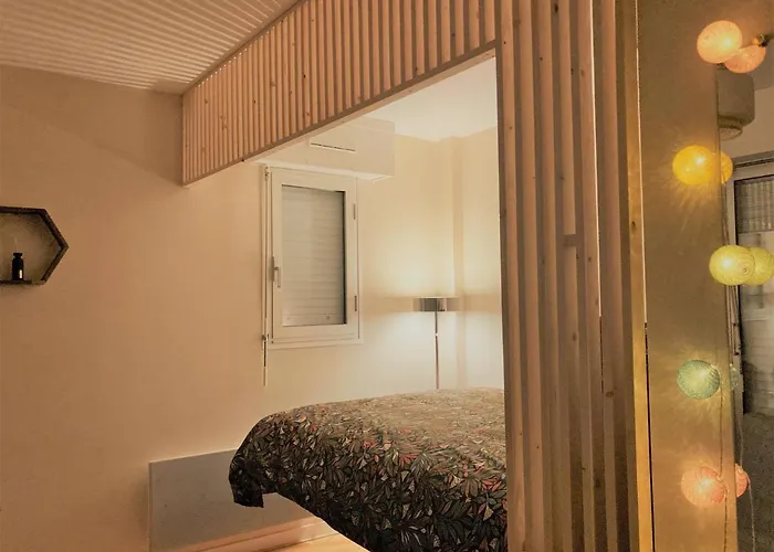 Apartment Proche Balcon Et Parking